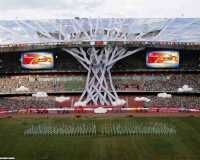 高清:田径世锦赛开幕式 白云“飘”在鸟巢上空