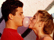 每个任性的女人背后都有个宠她的男人