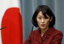日本首相改组内阁 前美女主播出任环境大臣