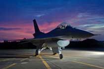 美国为台湾研制的F-16V战机首飞