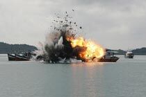 印尼海军炸沉6艘外国渔船