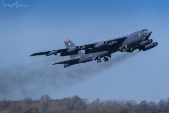 美军B52H战略轰炸机模拟对俄首都实施核打击