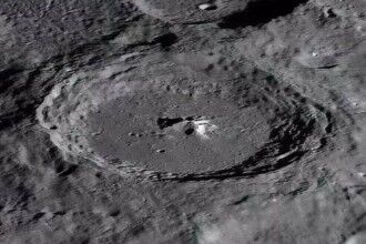 月球背面曾拍摄到ufo， 月球背面到底有何秘密?