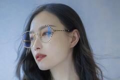 倪妮禁欲眼镜杀无敌，十几万奢侈古驰超大牌！却被鲶鱼脸拉后腿？