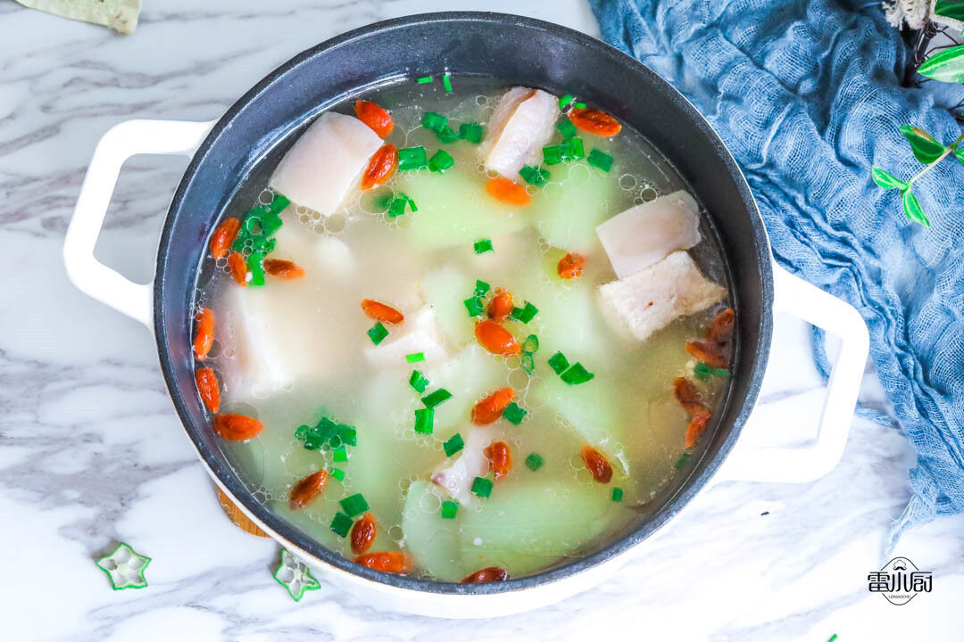 明日寒露，天气变冷多喝汤，驱寒暖胃又滋补，比穿秋裤都实在