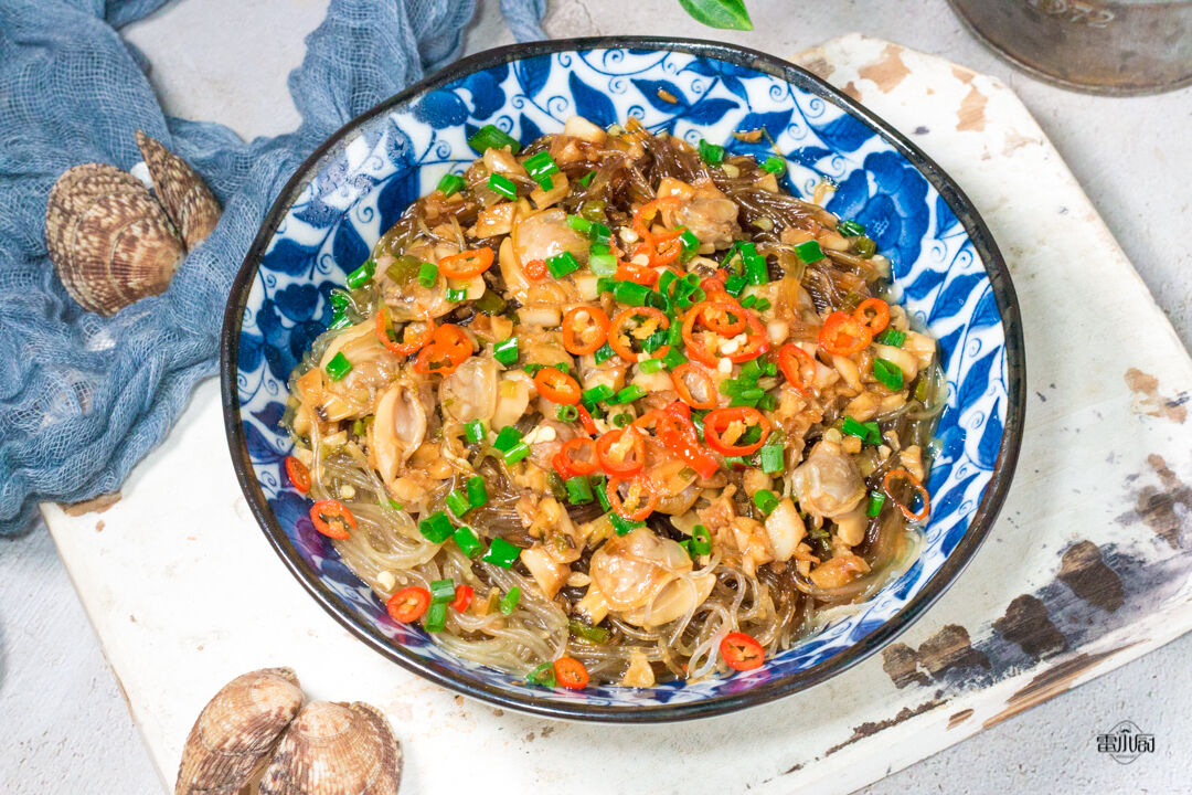 秋天不吃这个菜就发慌，简单蒸一蒸就好香，一口气能吃3碗饭