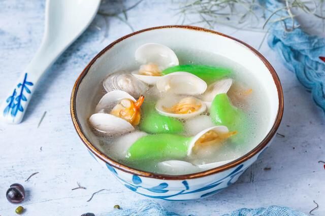 天气转凉多喝汤，驱寒暖胃又滋补，每天一碗，对身体好处多多