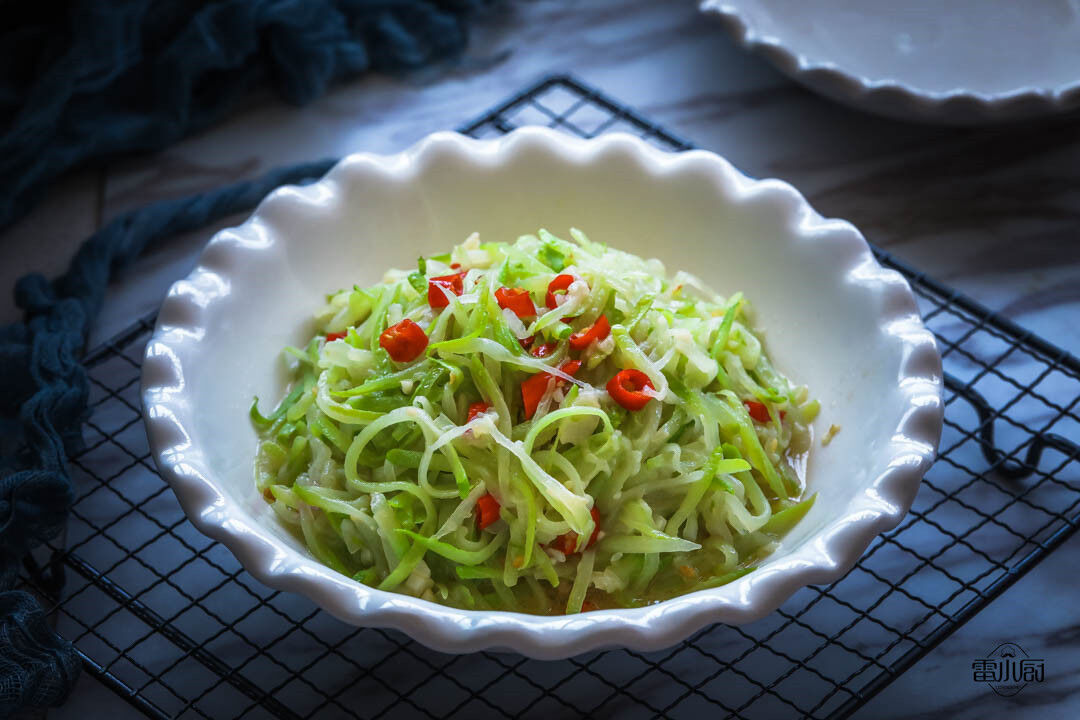 丝瓜黄瓜苦瓜西瓜，统统靠边站，夏天最该吃这种瓜，人人都需要