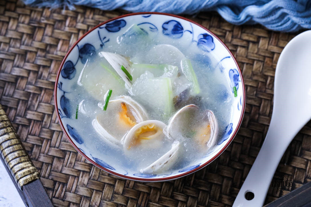 明日大暑，宁可不吃肉也要喝这碗汤，8块钱煮一锅，赛过喝骨头汤