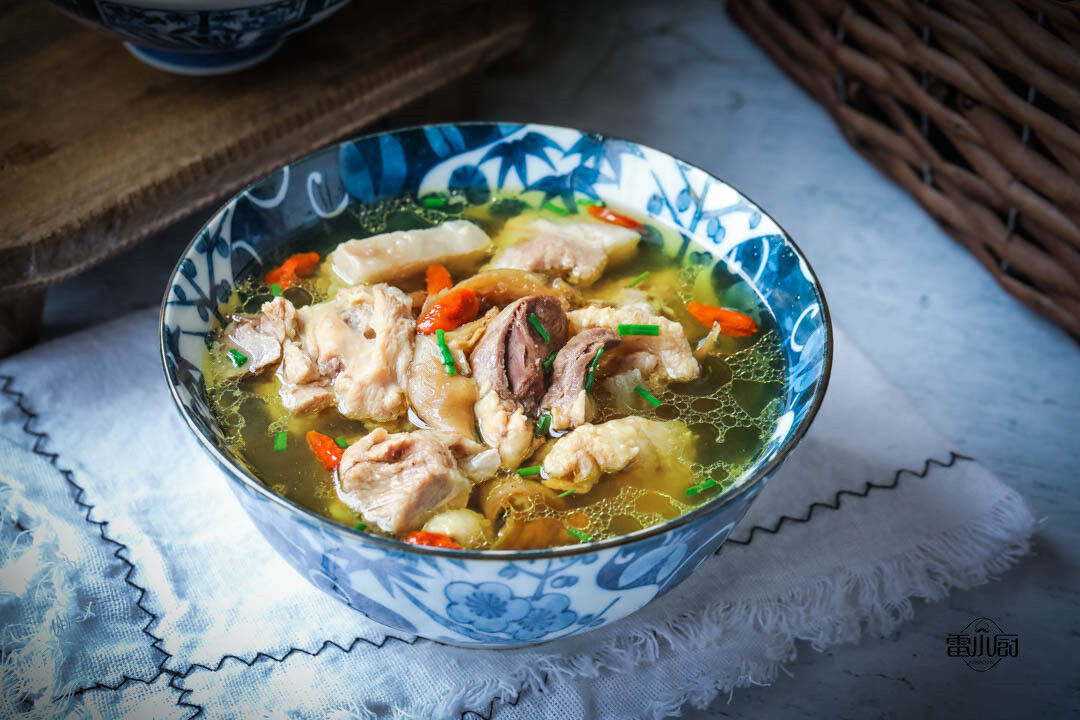 老祖宗留下来的好东西，三伏天用来煲汤，滋补还解暑，不懂吃真亏