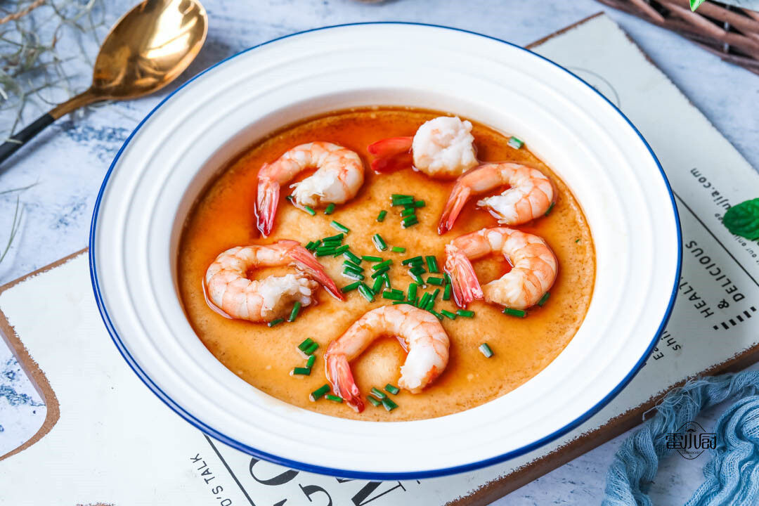 它和鸡蛋天生一对，三伏天多给孩子吃，高蛋白易吸收，比吃肉强