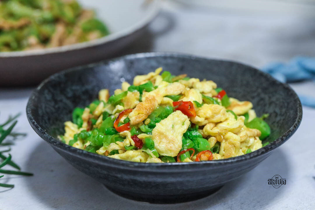 这食材是菜也是药，碰运气才能买到，1块钱1大把，给肉都不换