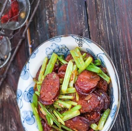 这个家常菜，很多人爱吃，却不敢吃，特别是女生！