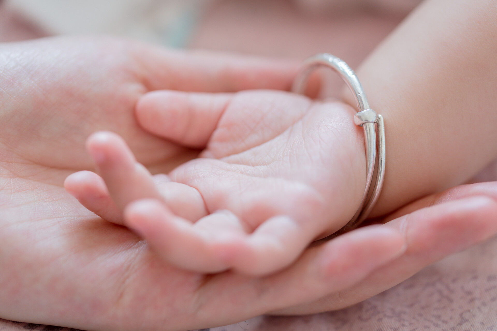 &ldquo;卸货&rdquo;后第一次月经长什么样？