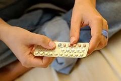 吃了避孕药还是怀上了，宝宝到底该去还是留？