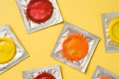 月经量真少吗？产后避孕戴套老公不愿意咋办呢？