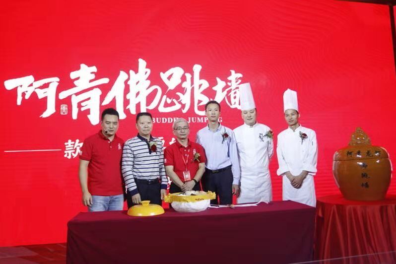 红遍厦门各角落的这家小龙虾，又现“爆品”，究竟是什么呢？