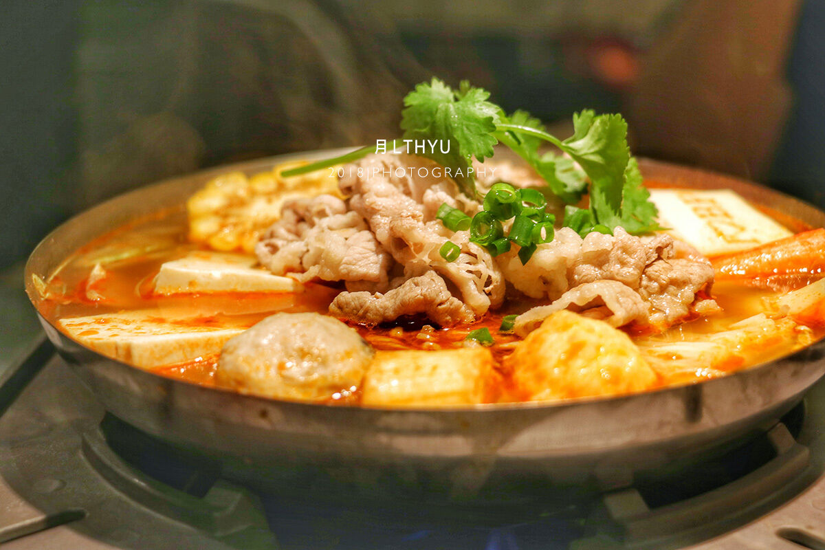 甘愿排队俩小时，也要吃的台式小火锅，怎么能错过呢