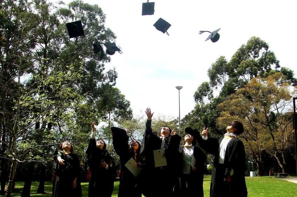 为什么中国孩子到国外之后，会“变了一个人”？