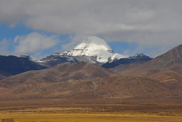 西藏这地被称为“万山之祖，百川之源”，而且将神秘深锁其中