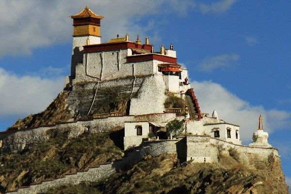 西藏有一座宫殿虽没黄金玉石点缀，但依然珍贵无比