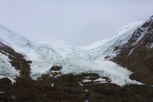 西藏这些绝美的冰川，有的却因拍摄电影而造成了永久的遗憾 