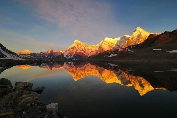 西藏秘境喜马拉雅五条沟，虽没九寨沟出名，但却有世界级旷世美景