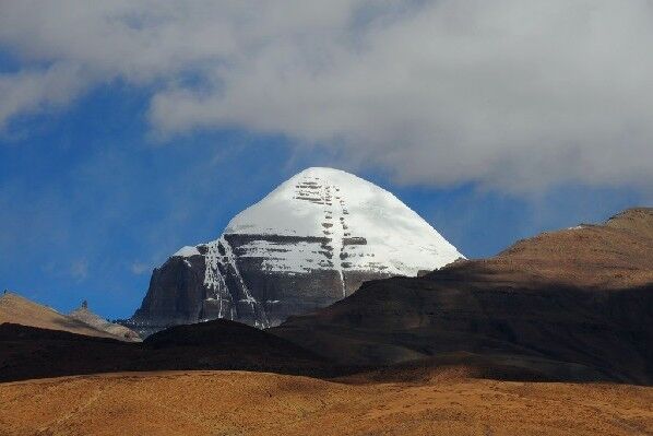 中国这座比珠峰还低的高山，为何至今无人敢登顶