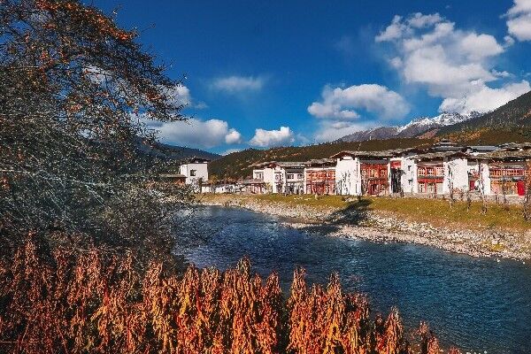 西藏第四个地级市，却一点都不像西藏