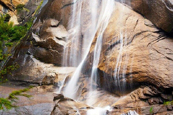 西藏有个神秘的景区，是一处鲜有人至的好地方