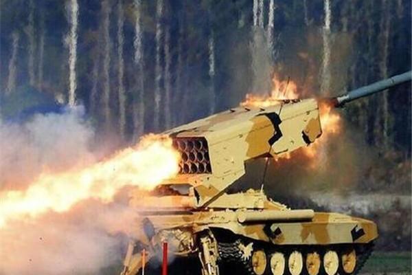 亚洲小国4艘炮艇下饺子，48枚火箭齐射，可瞬间击溃坦克舰队