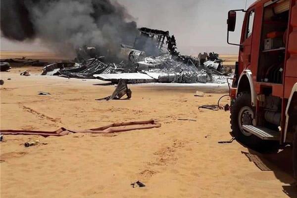 下午6点13分，一架C130运输机载38人坠毁，目的地有中国基地