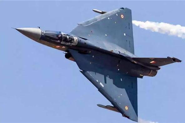 印度采购180架光辉战机，抛弃60架&ldquo;飞行棺材&rdquo;