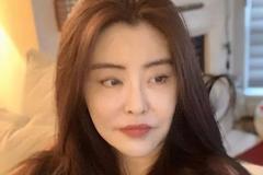 52岁超冻龄王祖贤晒美图 肤白貌美惊艳令人羡慕