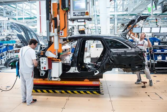 奥迪、奔驰也裁员! 国际研报称全球车市或创08年来最大降幅