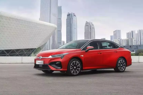 上市三月，广汽新能源Aion S杀入市场前二