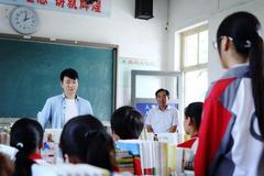 孙俪资助10多年的孩子，如今过得怎么样？处处碰壁，难有作为