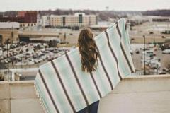 “二胎肯定要生，经济困窘也要生，过20年你就懂了”