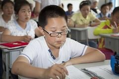 “穷人家”的孩子一眼就能认出，这些特征很难掩饰