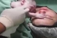 产妇难产心跳停止，婴儿伸手摸妈妈的脸，接下来的画面让医生不淡定