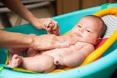 未满100天的新生儿，父母要牢记“四禁区”，不然伤害的可是宝宝