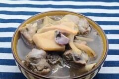 这“月子汤”坐月子时要多吃，产后形体恢复快，回归少女般好身材