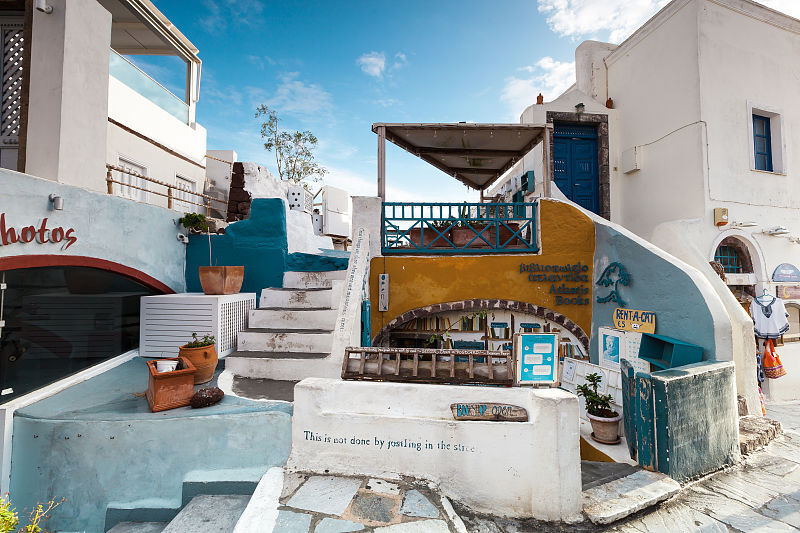 去希腊蓝白之城圣托里尼探索别人不知道的小众玩法