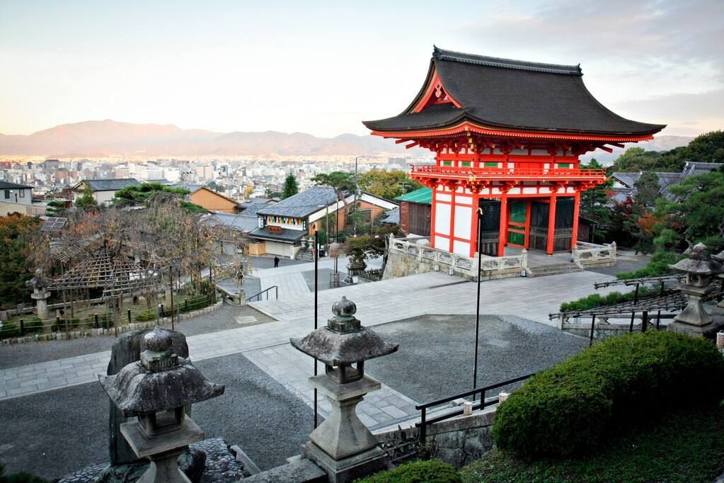 京都的另一种玩法就是逛寺庙，这3个寺庙代表了日本的寺庙文化