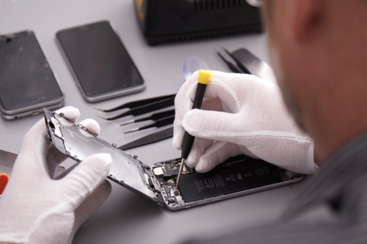 Apple 开放维修计划：向第三方维修店提供零件和培训