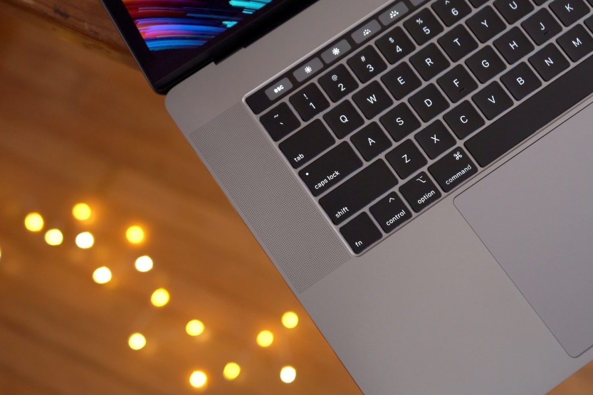 苹果一款未发布的 MacBook Pro 通过 FCC 认证