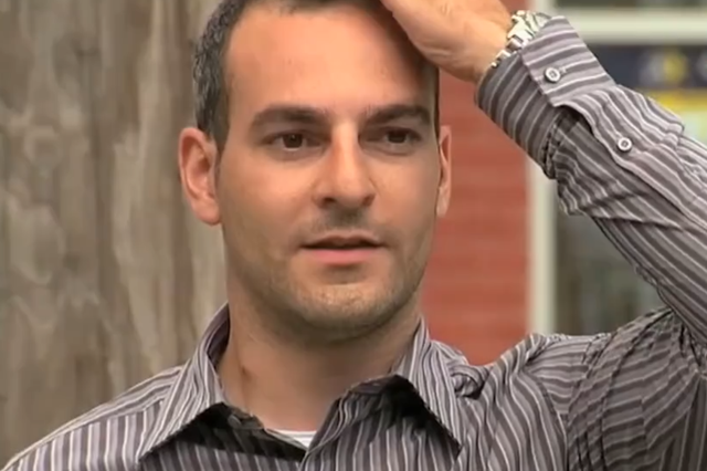 世界上真有&ldquo;穿墙术&rdquo;？英国街头众人纷纷尝试，结果令人哭笑不得