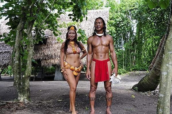 美国唯一的原始部落，女生多为亚洲面孔，部落间可随意更换伴侣