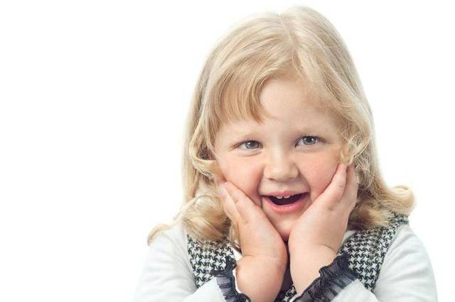 这特征之人，中年得子，福运缠身