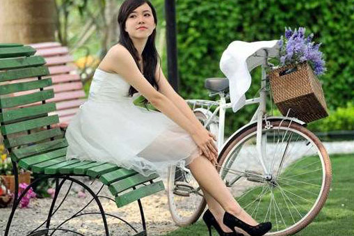 40岁左右踩中“狗屎运”，富裕惹不起的生肖